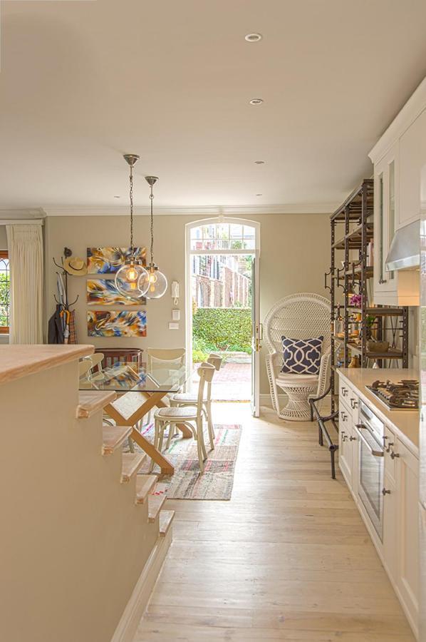 Villa Charming Coastal Townhouse At The Majestic Kalk Bay Exterior foto
